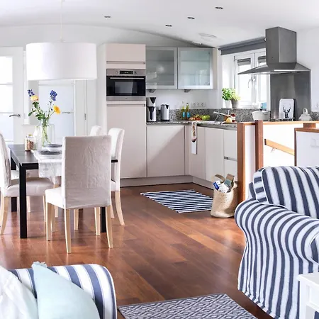 Watervilla In With Terrace